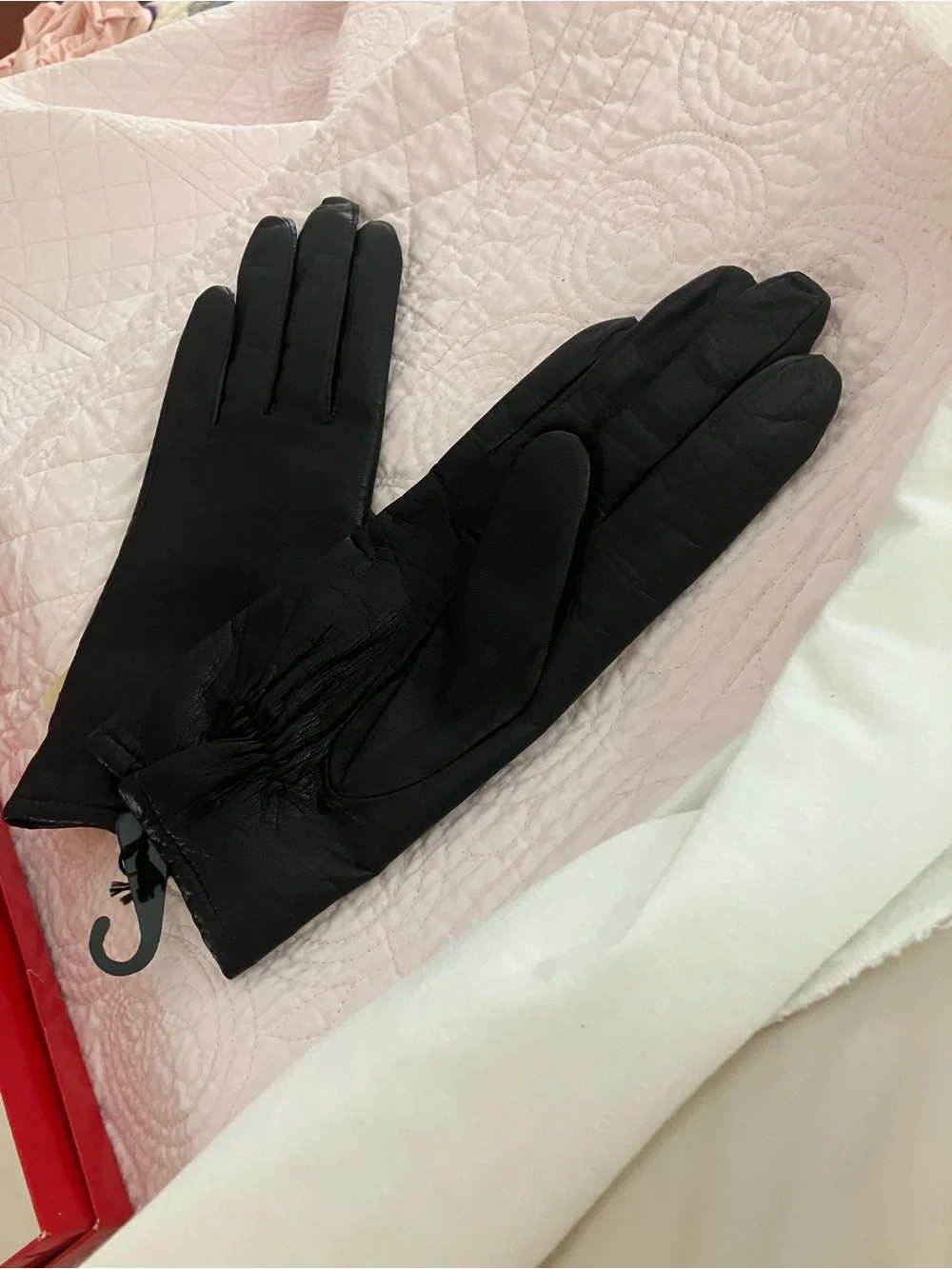 Fownes Handcrafted Black Leather Gloves